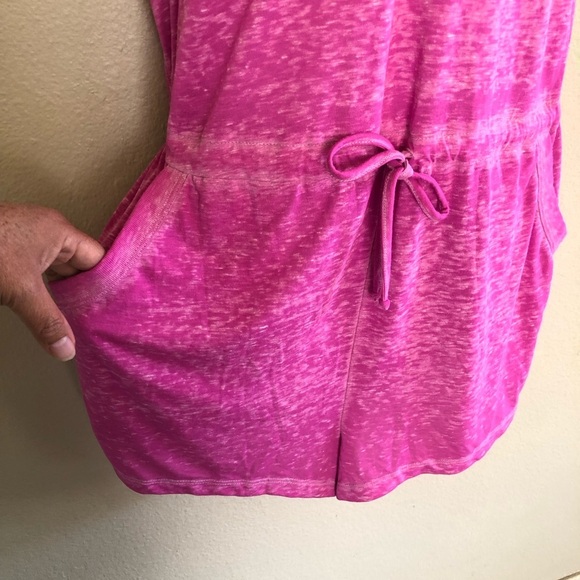 BECCA Woman’s Beach Date Romper V-Neck Plunge  Back Cutout Beach Cover Up Size S - Picture 6 of 14